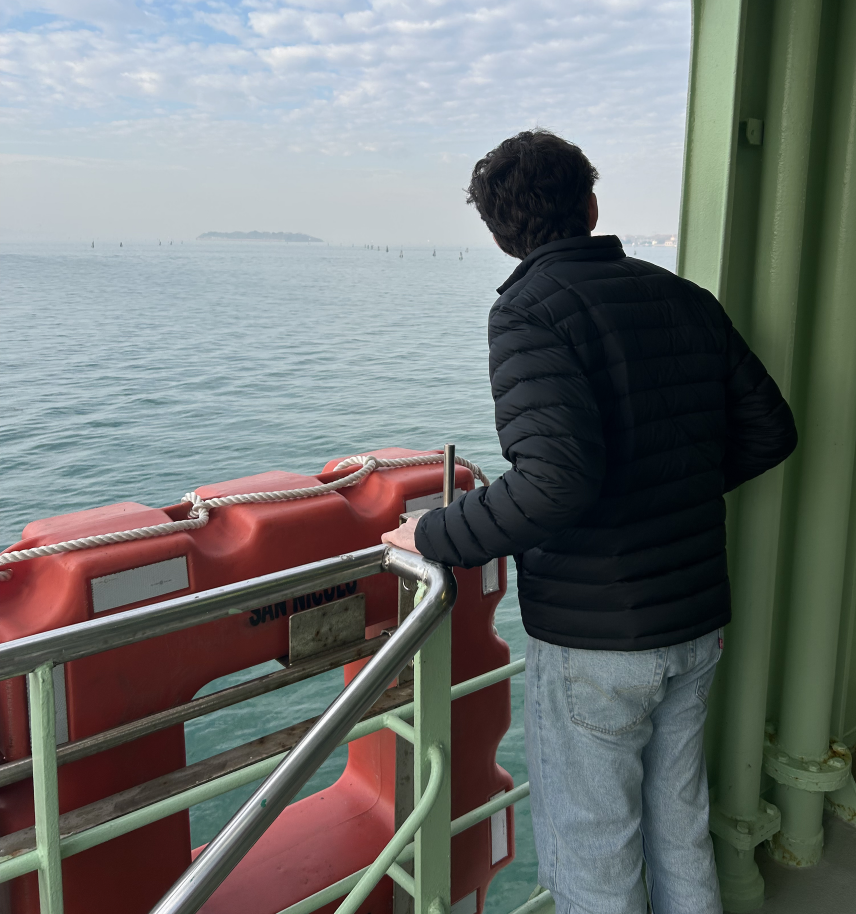 Pobe Valle leaving the motherland to come to LAWNG ISLAND (colorized). Not pictured: Marco Valle disregarding his father's sacrifices to become Central Admin's most wanted. (Source from Anonymous)